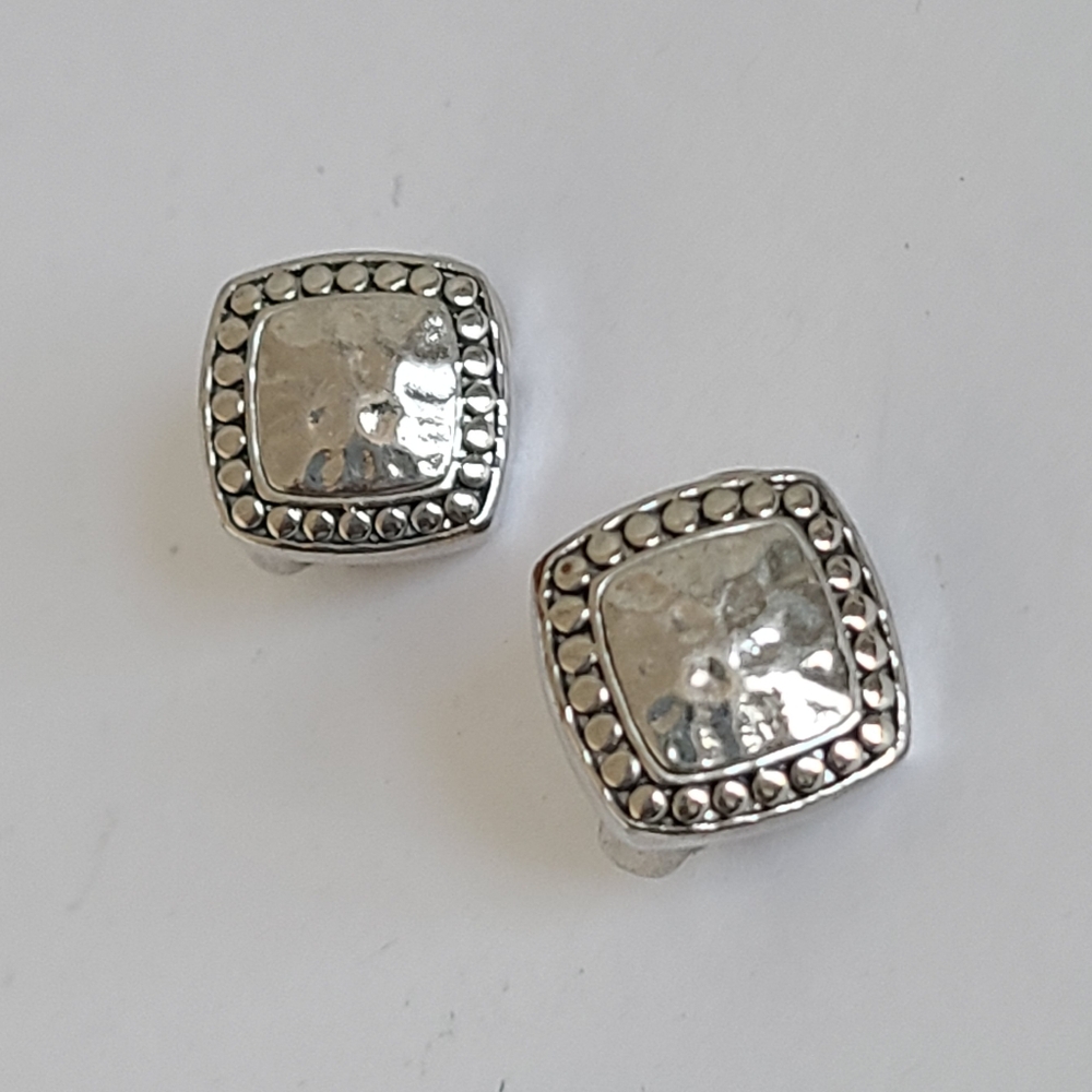 Vintage Chunky Diamond Dotted Hammered Silver Tone Costume Stud Clip-On Earrings